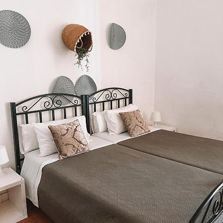 Avis Guesthouse Έβορα Εξωτερικό φωτογραφία