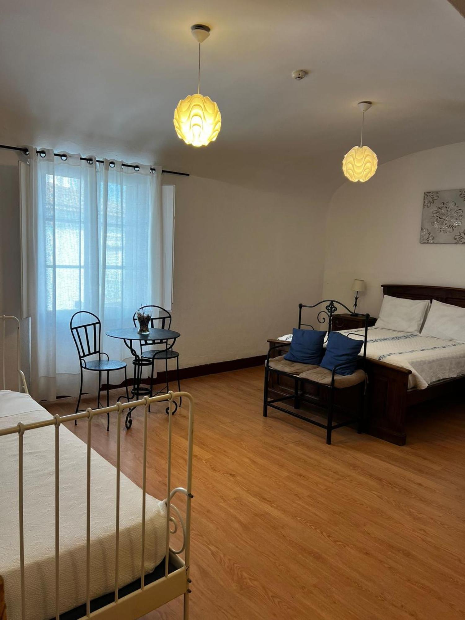 Avis Guesthouse Έβορα Εξωτερικό φωτογραφία